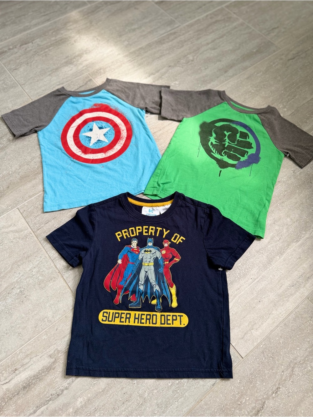 Marvel DC Boys T Shirt Lot 5T Captain America Hulk Justice League Superhero
